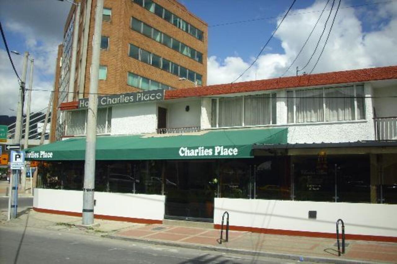 Hotel Charlies Place Bogotá Esterno foto