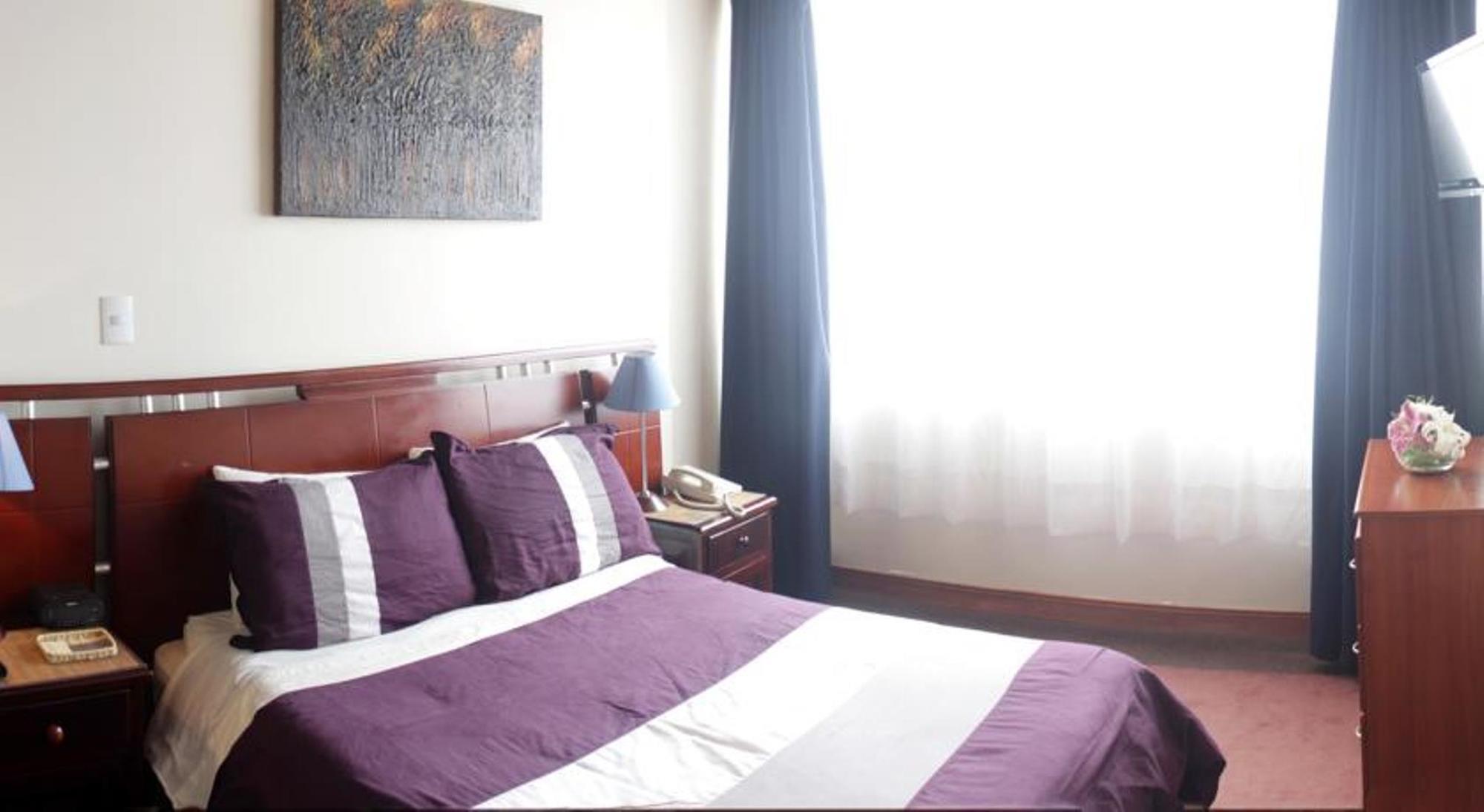 Hotel Charlies Place Bogotá Esterno foto