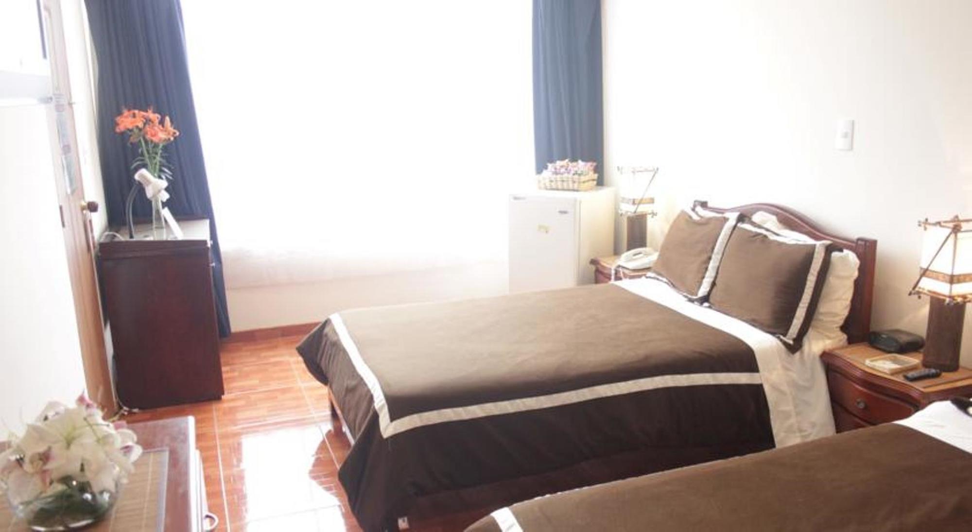 Hotel Charlies Place Bogotá Esterno foto